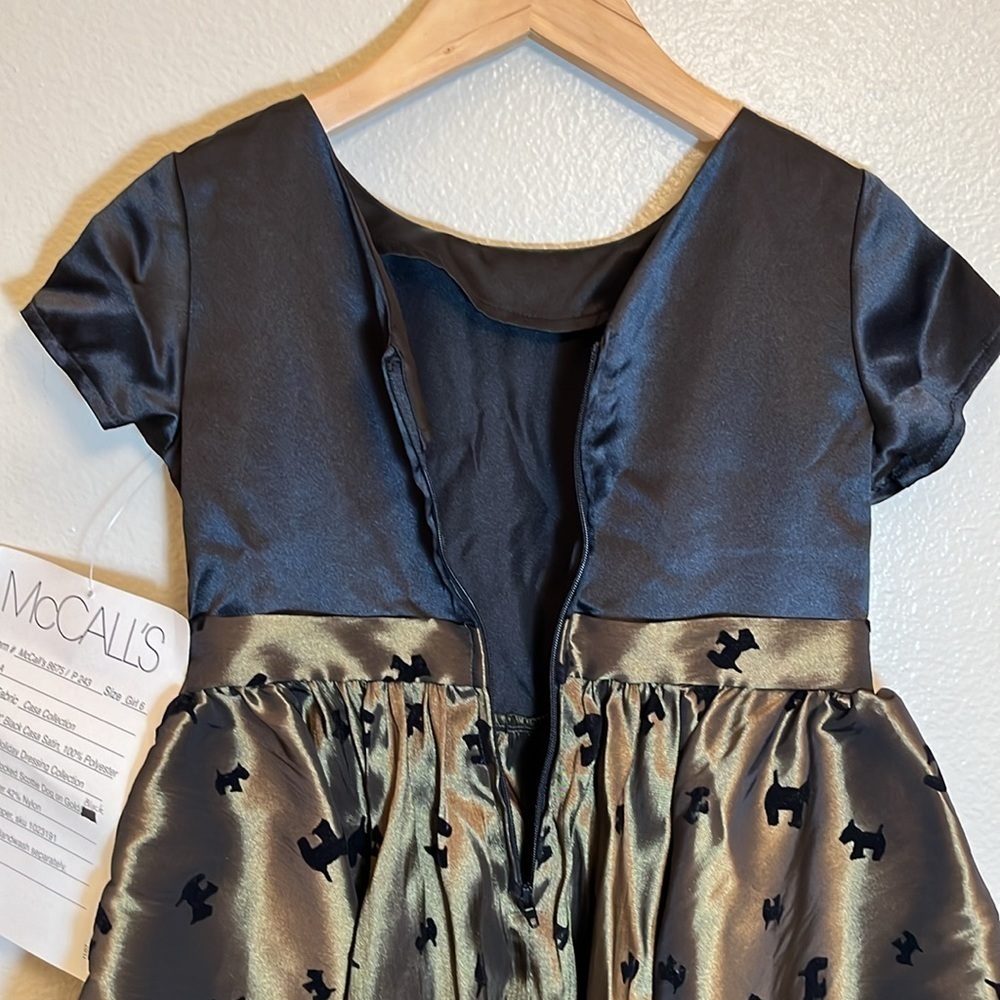 NWT McCall’s Flocked Scottie Dog Special Occasion Holiday Girl’s Dress - Picture 9 of 13